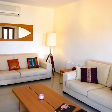 The Secret To Enjoying A Holiday Of A Lifetime, Paphos 1170 *